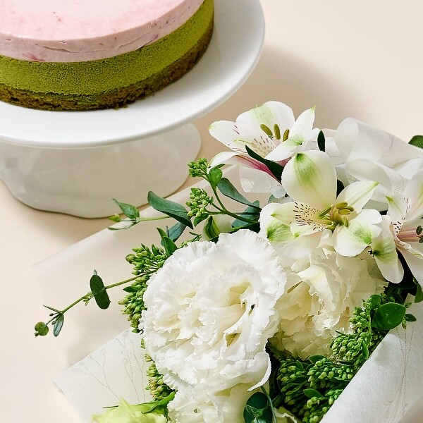 꽃집청년들,오설록 케이크와 꽃다발