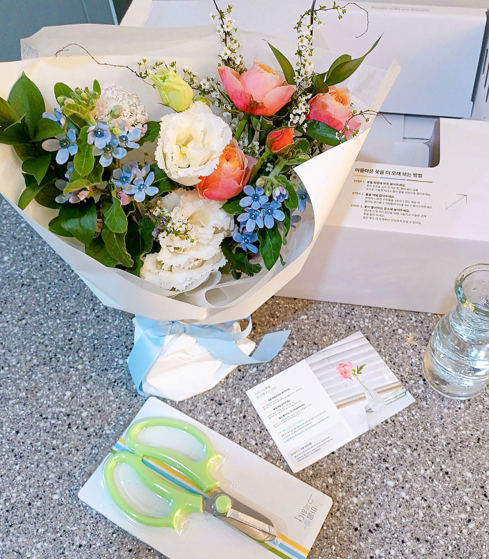 왜 처음에 1회만 신청했나요? - 꽃집청년들 꽃 구독 상품 구성