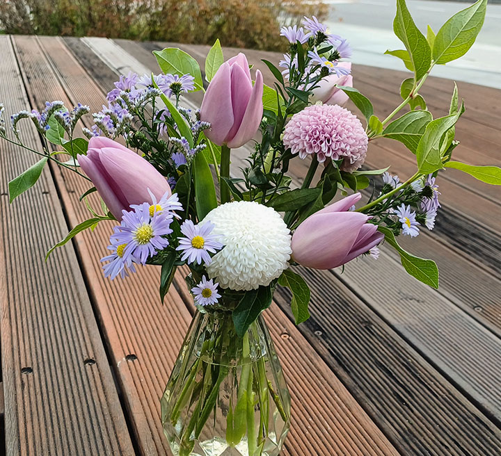 미스티블루를 화병에 꽂기